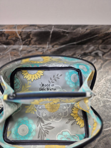 Make Up Bag - Zip and Grip