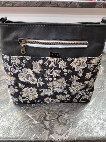 Purse - The Kaitlin Purse (black)