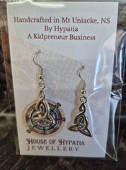 Earrings - Triqueta