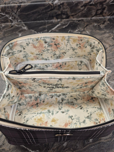 Make-Up Bag - Zip-N-Grip