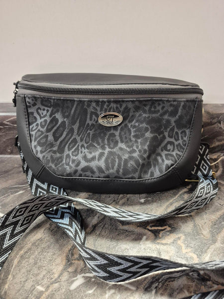 Purse - The Clam Shell Sling (black)